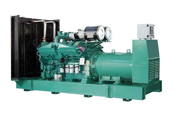 乌鲁木齐二手雅马哈300kw大型柴油发电机组