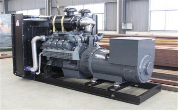 乌鲁木齐二手康明斯50kw小型柴油发电机组